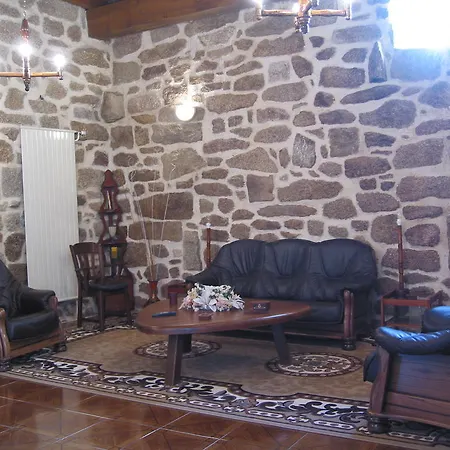 Casa Grande Do Ribeiro Εξοχικό σπίτι *
